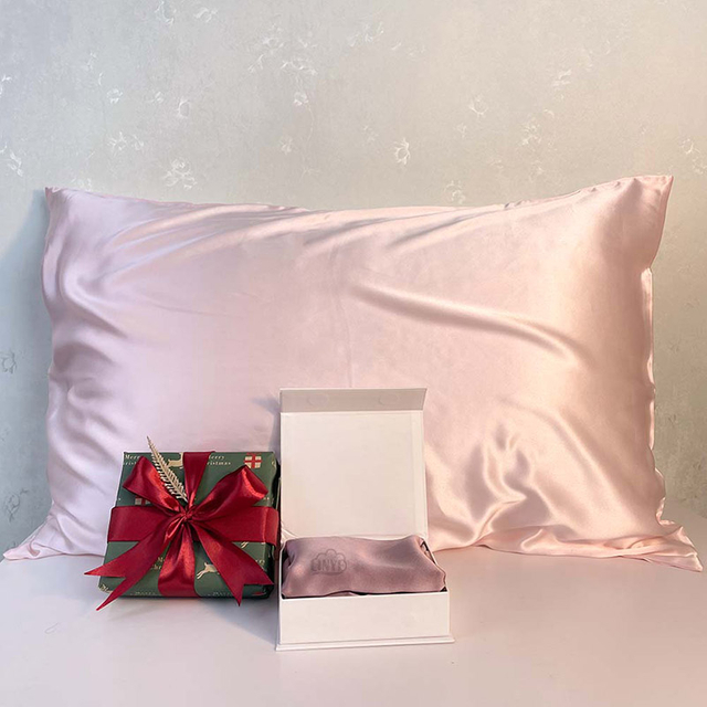 غطاء وسادة فاخر من الحرير العضوي مطرز خصيصًا 100% غطاء وسادة من حرير التوت الخالص