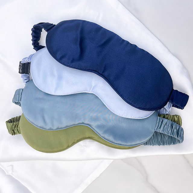 قناع النوم الحريري بلون سادة بشعار مخصص قابل للتعديل 100٪ قناع العين من حرير التوت النقي لقضاء عطلة السفر